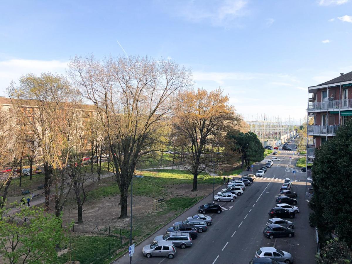 Accogliente Camera A Milano Buitenkant foto